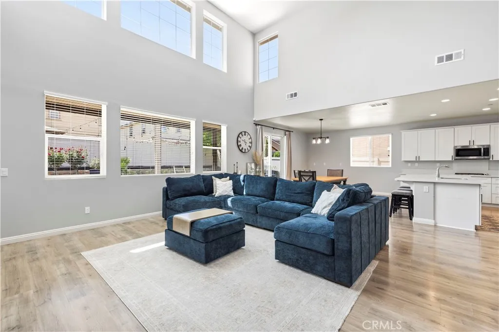 4654 Vahan Court, Lancaster, CA, 93536