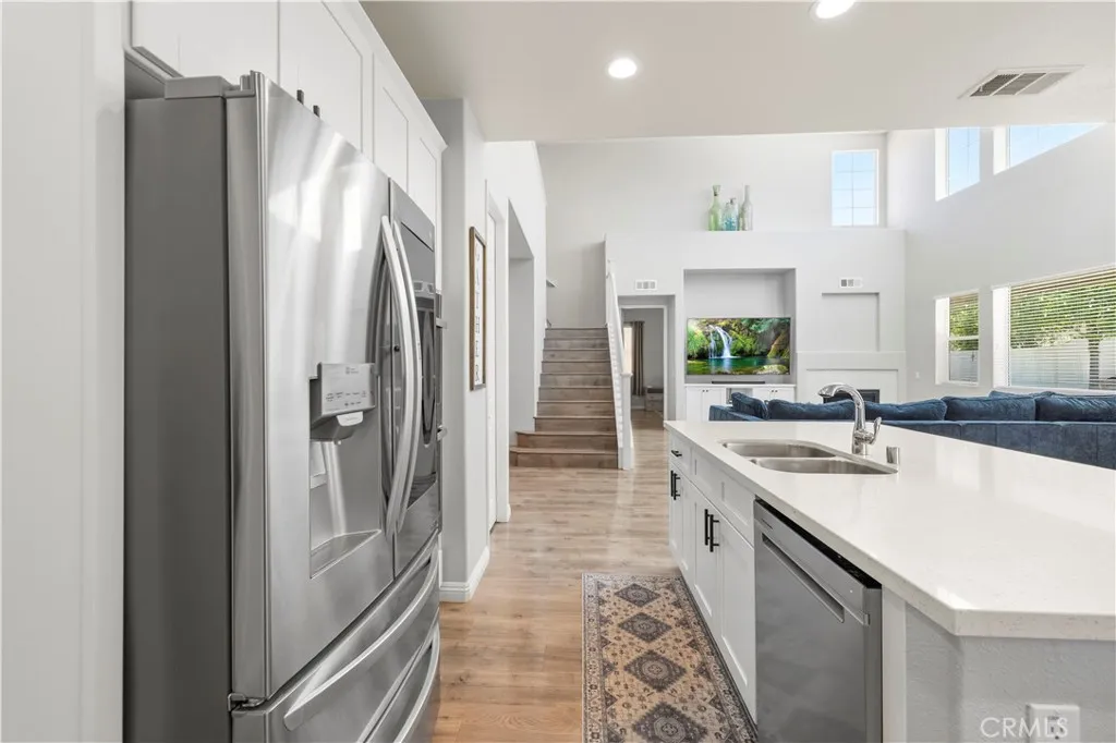 4654 Vahan Court, Lancaster, CA, 93536