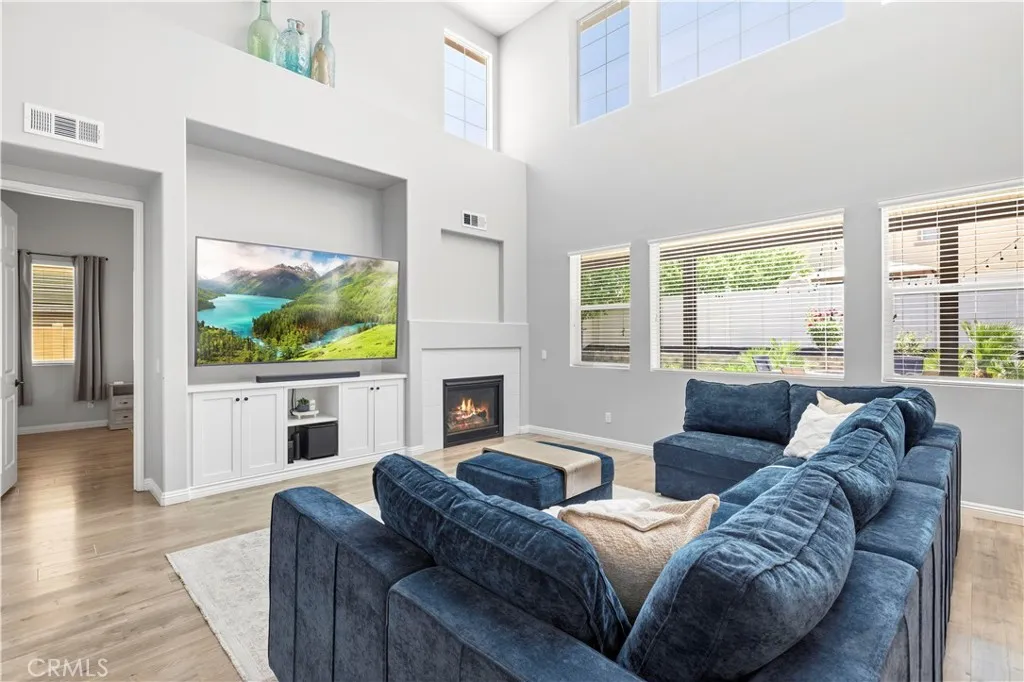 4654 Vahan Court, Lancaster, CA, 93536
