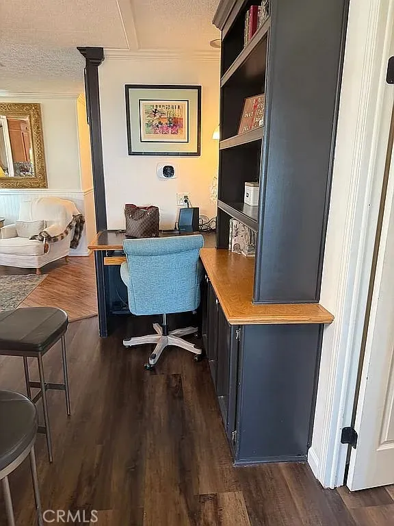 https://cdn.realtyfeed.com/cdn/127/306702454/8d7eb1e413e34ae1779dfbef56400c03.webp
