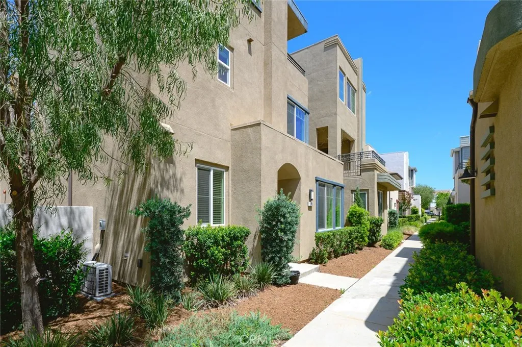 Irvine, CA 92618