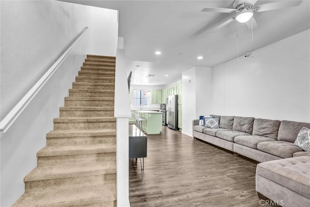 Photo #8: SW26088334 Listing: Photo #8