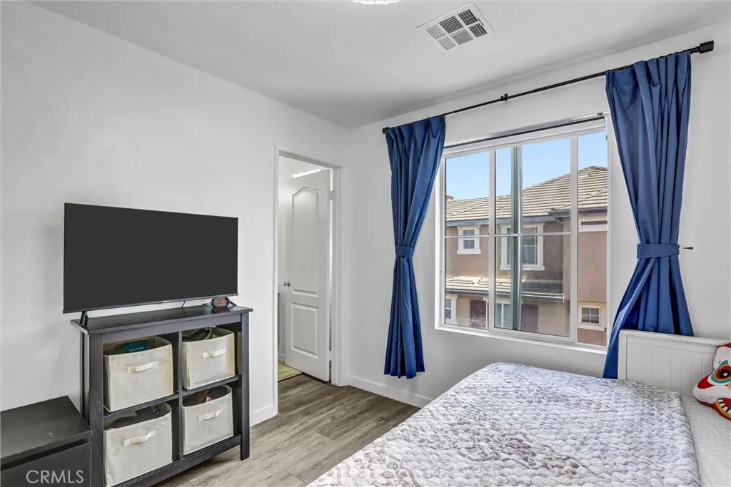 Photo #22: SW26088334 Listing: Photo #22