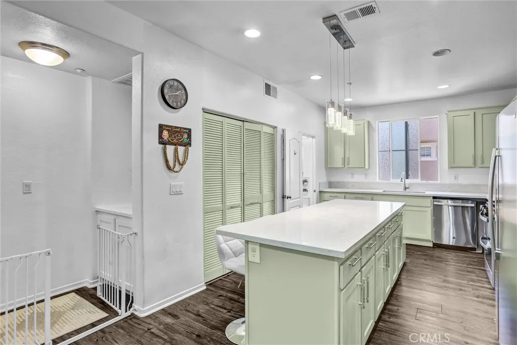 Photo #13: SW26088334 Listing: Photo #13