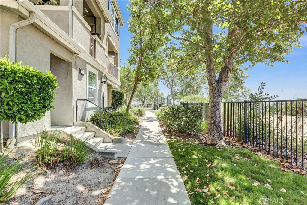 Photo #2: SW26088334 Listing: Photo #2