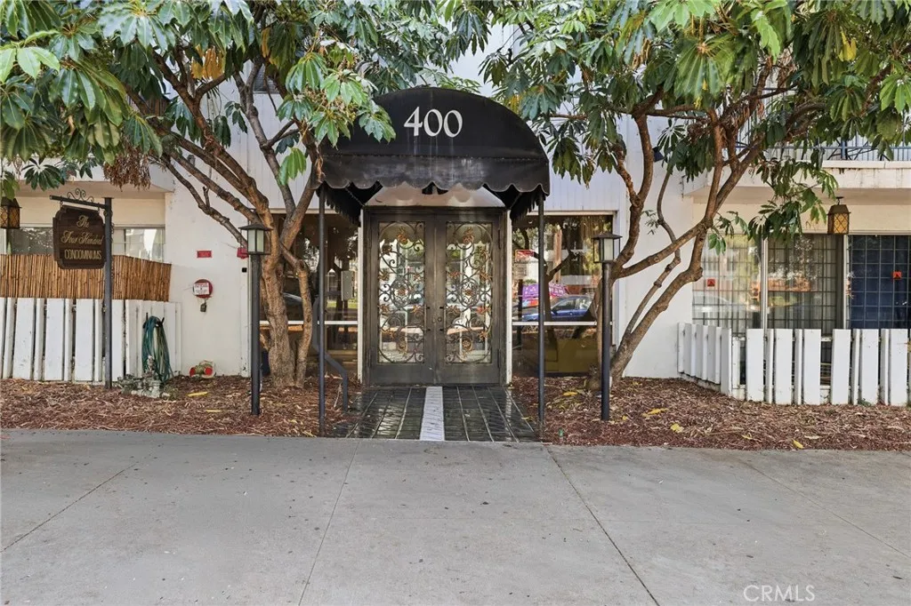 Los Angeles, CA 90057