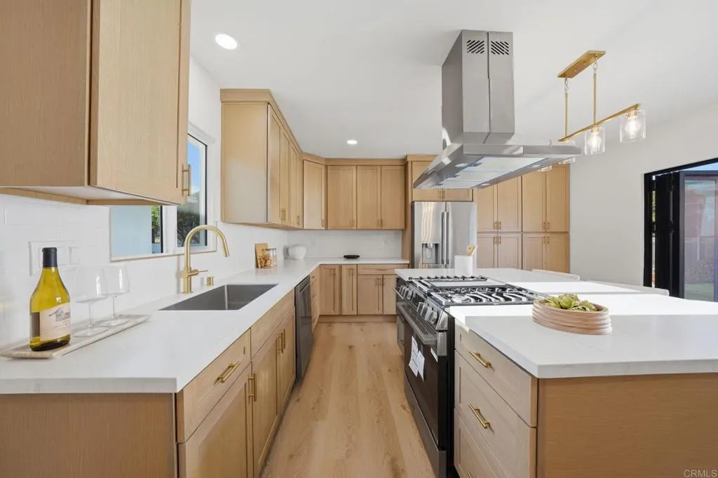 https://cdn.realtyfeed.com/cdn/127/306702506/95481eb985557d7b2c38001feb16fd61.webp