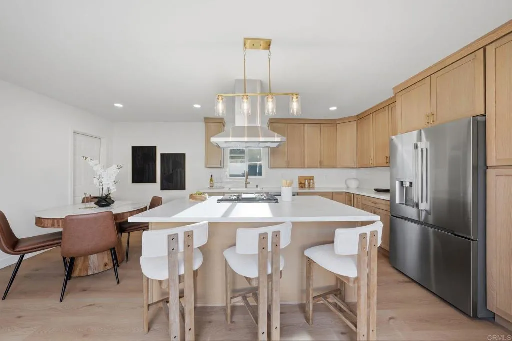 https://cdn.realtyfeed.com/cdn/127/306702506/e721d9c390a0726383bda900c1cf3fdf.webp