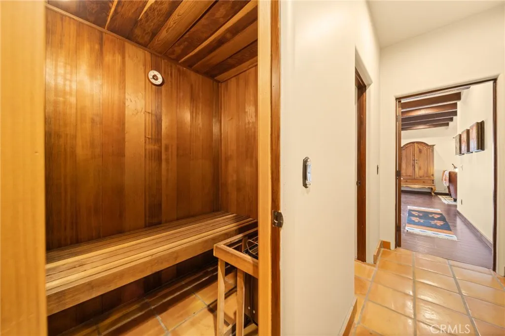 https://cdn.realtyfeed.com/cdn/127/306702508/8a0278c75dc4489a6f45d286118b4510.webp
