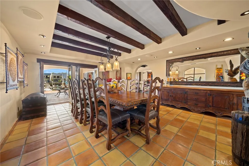 https://cdn.realtyfeed.com/cdn/127/306702508/af669dbef077742dbc339d4d5dde55dc.webp