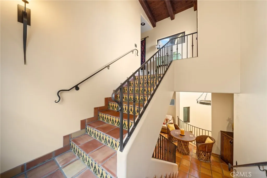 https://cdn.realtyfeed.com/cdn/127/306702508/baf928b8cf5121ab571c188dc34bd608.webp