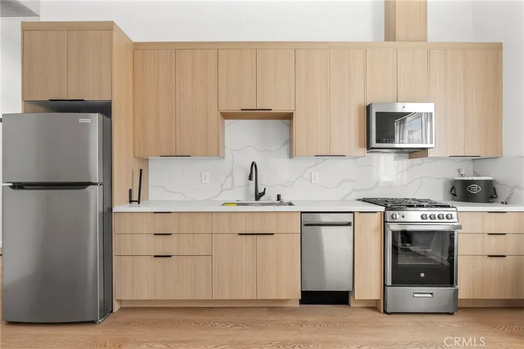 6413 Wystone Avenue, Reseda, CA, 91335