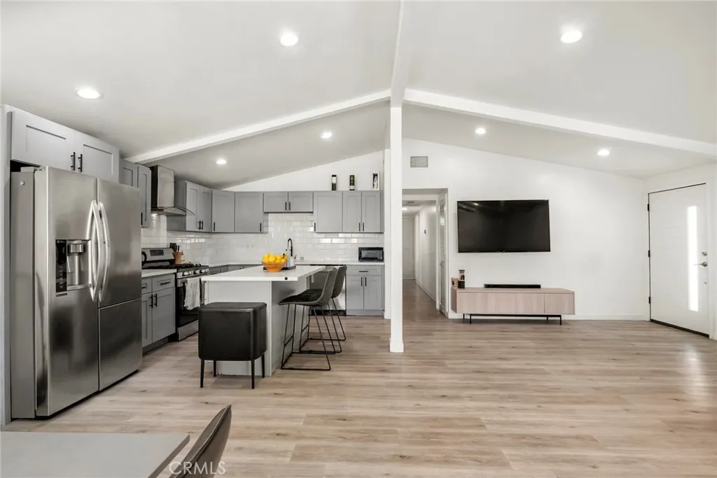 6413 Wystone Avenue, Reseda, CA, 91335