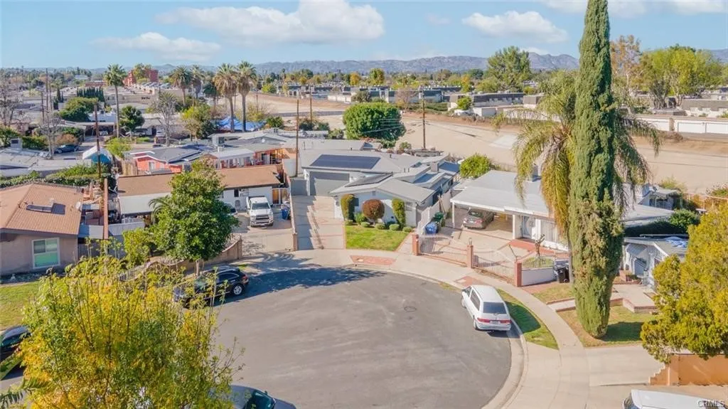 6413 Wystone Avenue, Reseda, CA, 91335
