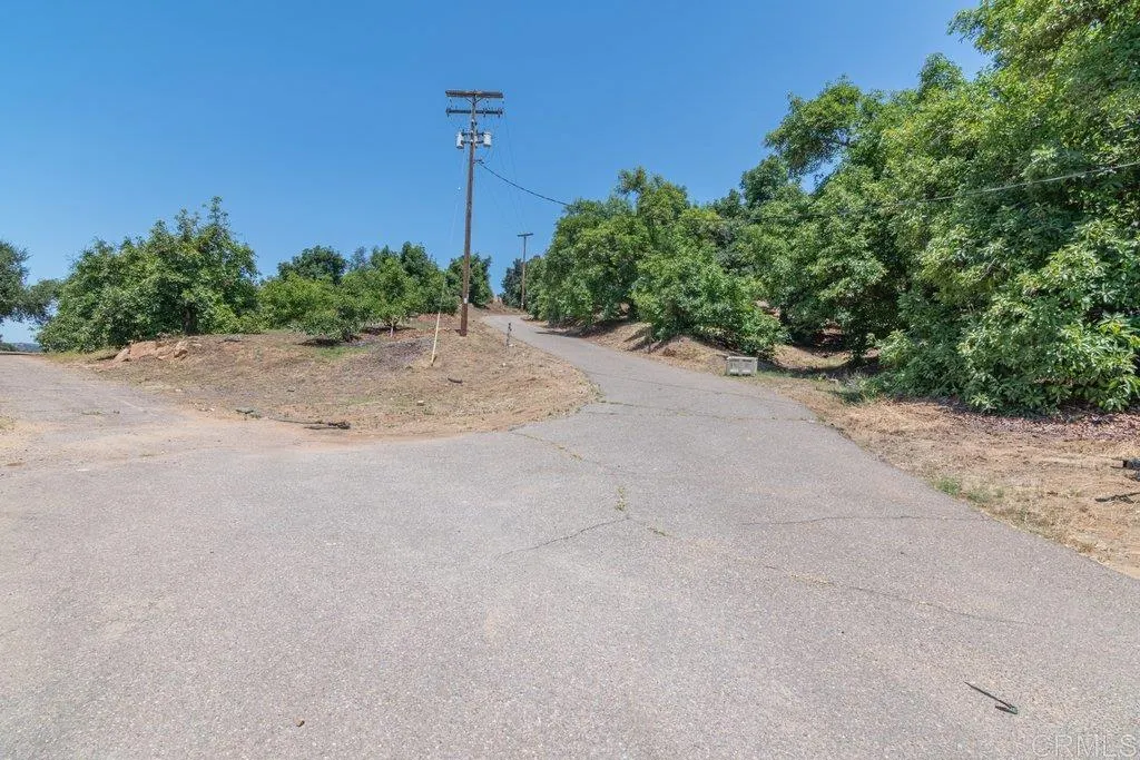 https://cdn.realtyfeed.com/cdn/127/306702574/7a4c1931439c710260b1a86f7eb491f6.webp