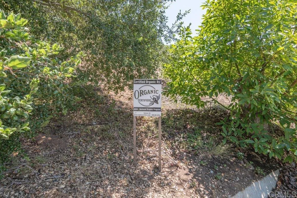 https://cdn.realtyfeed.com/cdn/127/306702574/a70c765103293cbd78774938dc2399aa.webp
