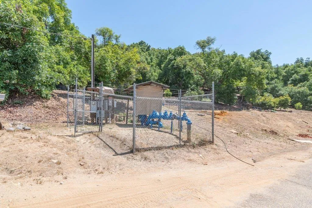 https://cdn.realtyfeed.com/cdn/127/306702574/a8a69a7d25542b73e1479e0c519660e6.webp