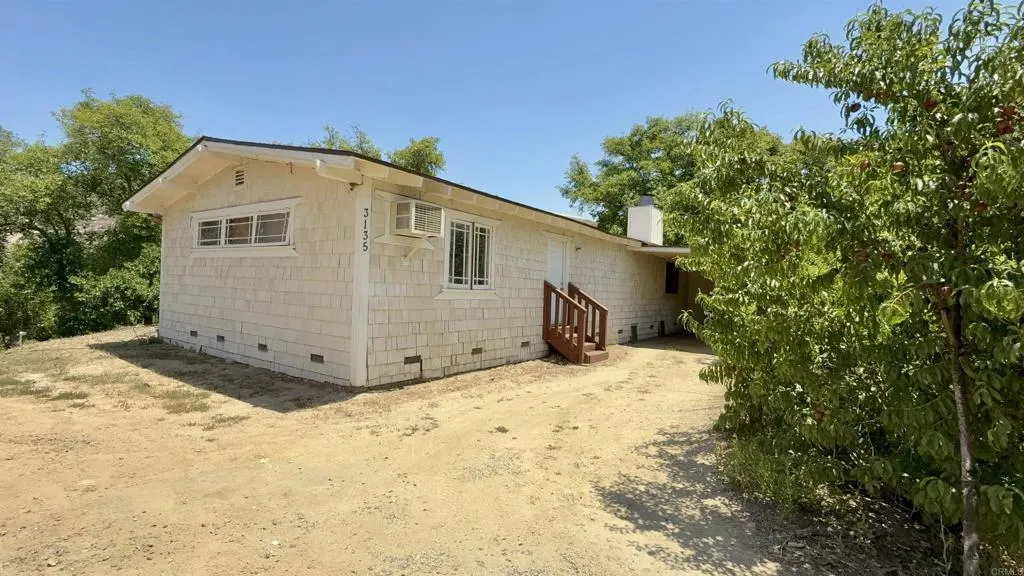 https://cdn.realtyfeed.com/cdn/127/306702574/ea90e45c0d95f3aa10ae7aba25f66a42.webp
