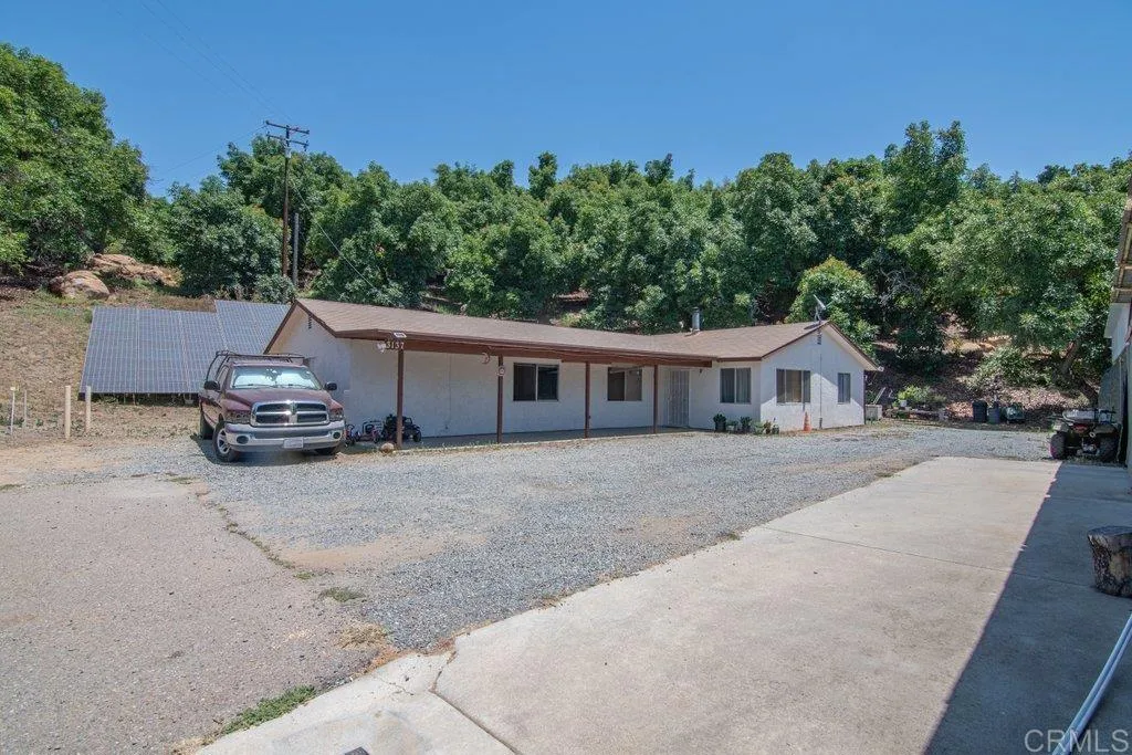 https://cdn.realtyfeed.com/cdn/127/306702574/fe80f88e4cddac0207366c85644e5825.webp