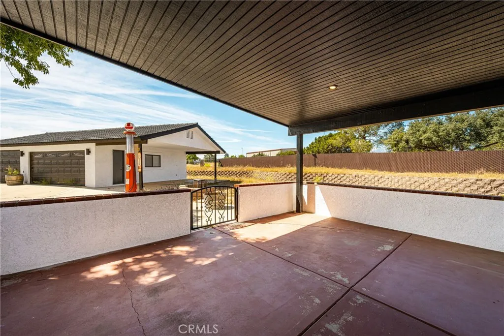 7788 Columbine, Oak Hills, CA, 92344