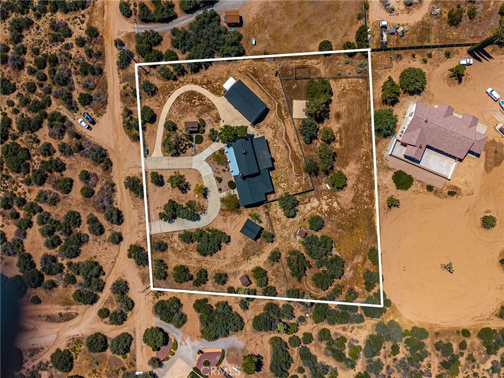 7788 Columbine, Oak Hills, CA, 92344
