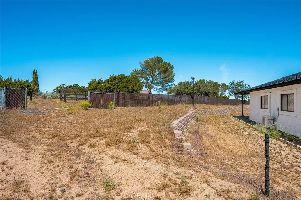 7788 Columbine, Oak Hills, CA, 92344
