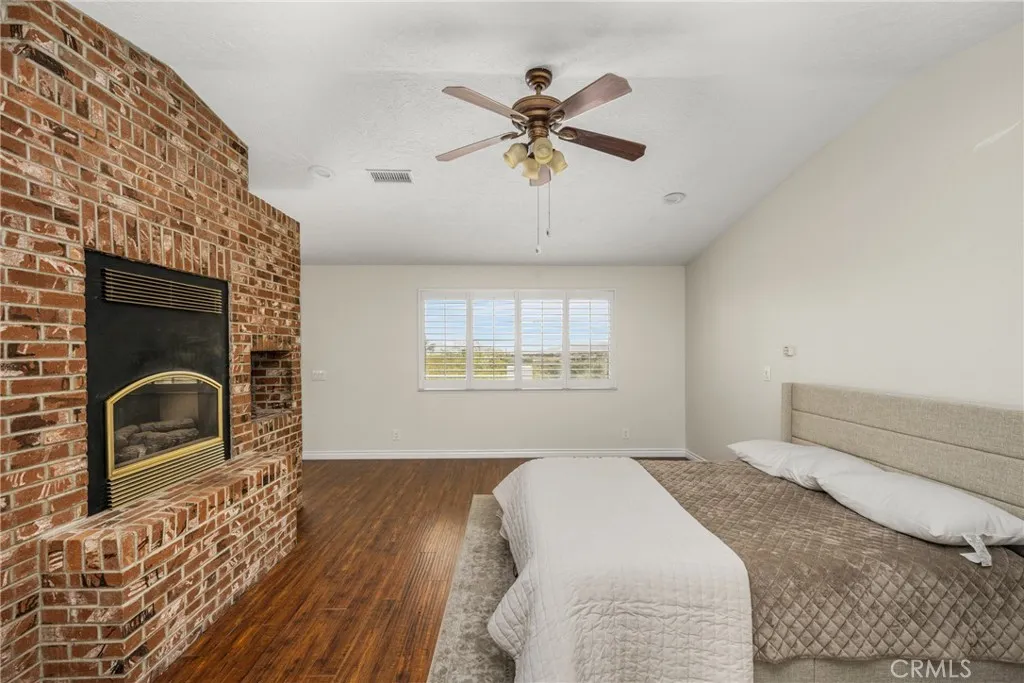 7788 Columbine, Oak Hills, CA, 92344