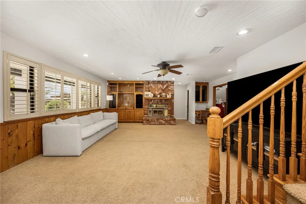 7788 Columbine, Oak Hills, CA, 92344