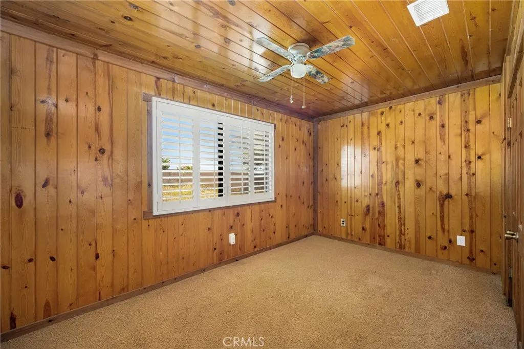 7788 Columbine, Oak Hills, CA, 92344