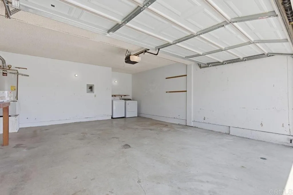 https://cdn.realtyfeed.com/cdn/127/306702622/743abb6fc07623a9223455bcc692f7c9.webp