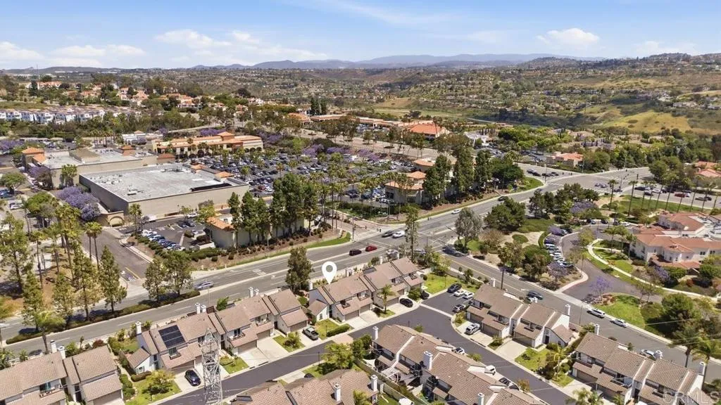 https://cdn.realtyfeed.com/cdn/127/306702622/d42ad1aa05209368ab32d4062d773a66.webp