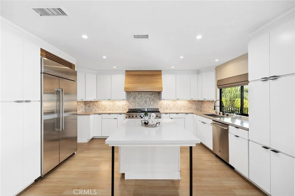30056 Point Marina, Canyon Lake, CA, 92587