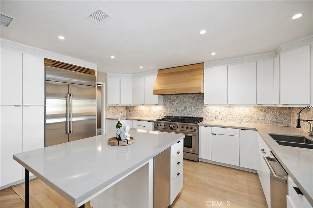 30056 Point Marina, Canyon Lake, CA, 92587