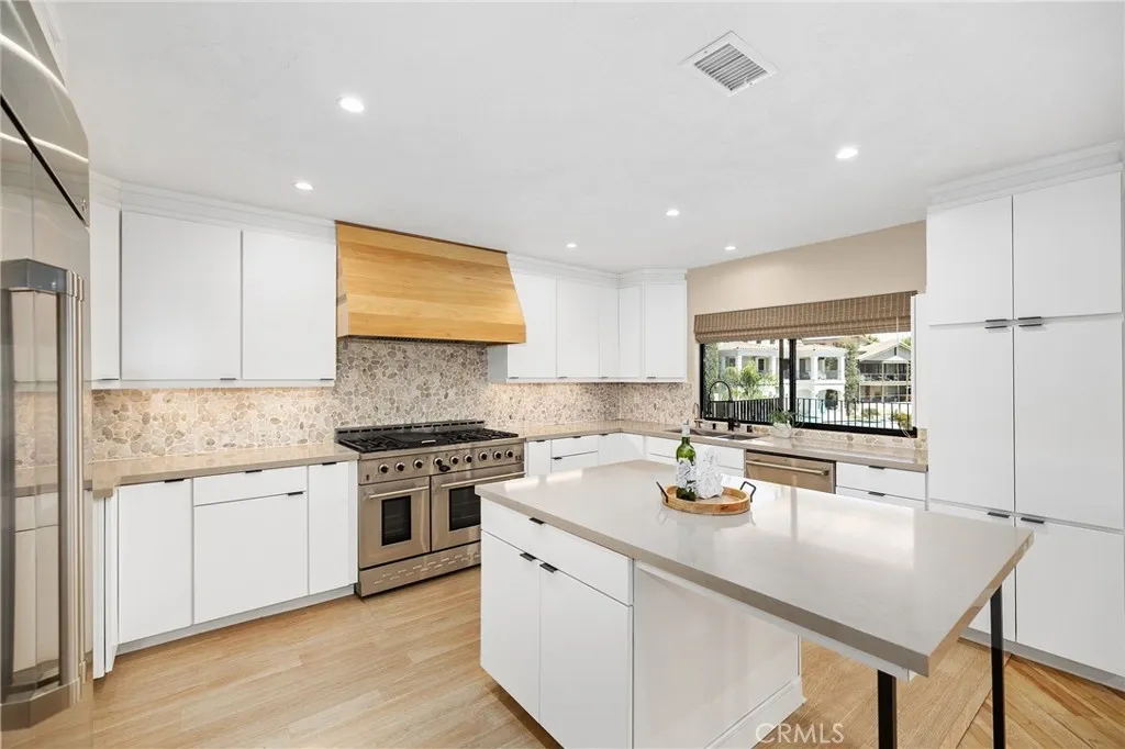 30056 Point Marina, Canyon Lake, CA, 92587