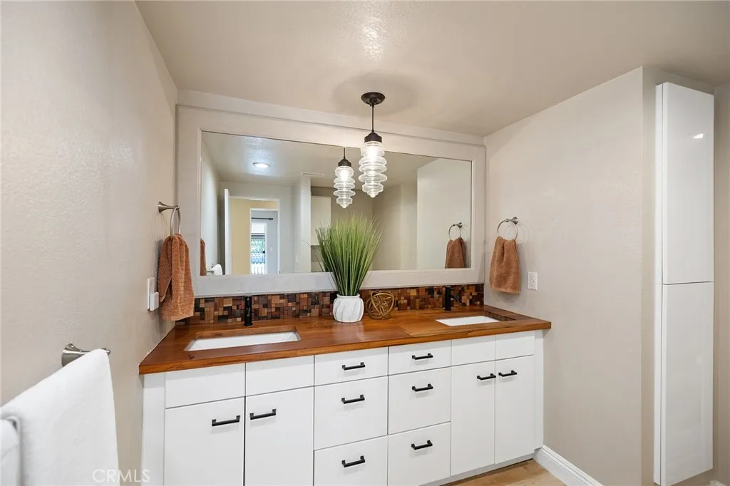 30056 Point Marina, Canyon Lake, CA, 92587