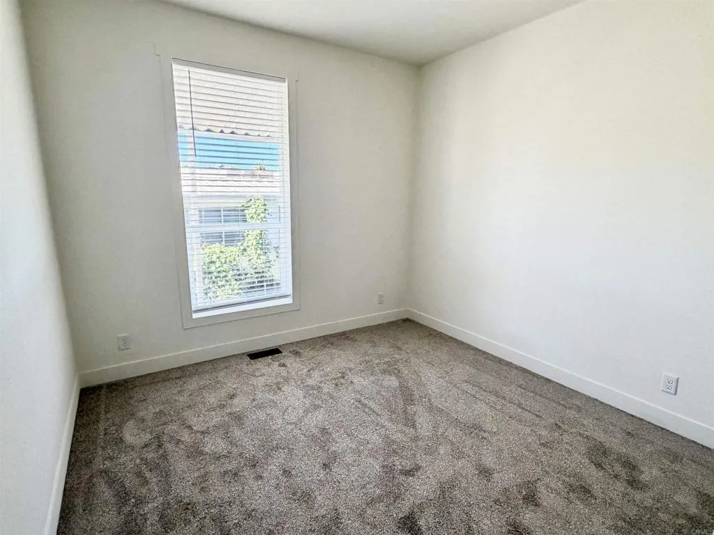 https://cdn.realtyfeed.com/cdn/127/306702733/84c21e68cda59239b0c396c54afc610d.webp