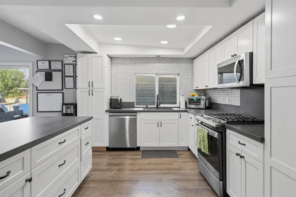 https://cdn.realtyfeed.com/cdn/127/306702744/cdcf3f81ea8c31612776392cde67471c.webp