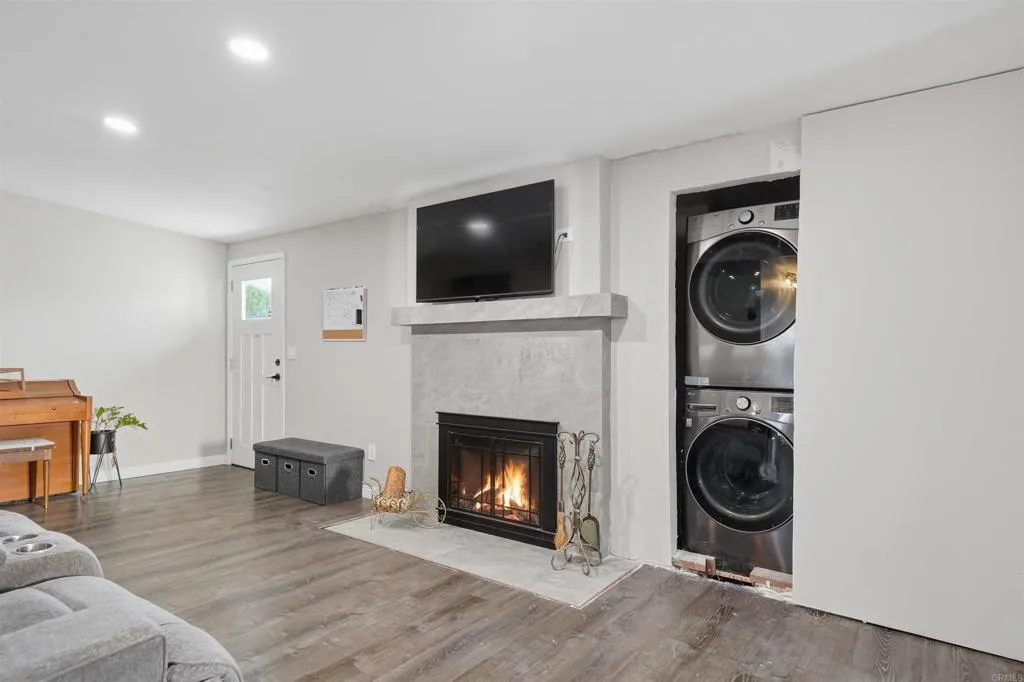 https://cdn.realtyfeed.com/cdn/127/306702744/d8052067ba4ab16b361b14691107705a.webp