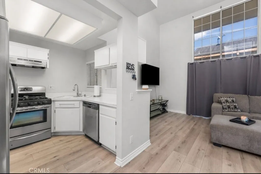 11150 Glenoaks UNIT 38, Pacoima, CA, 91331