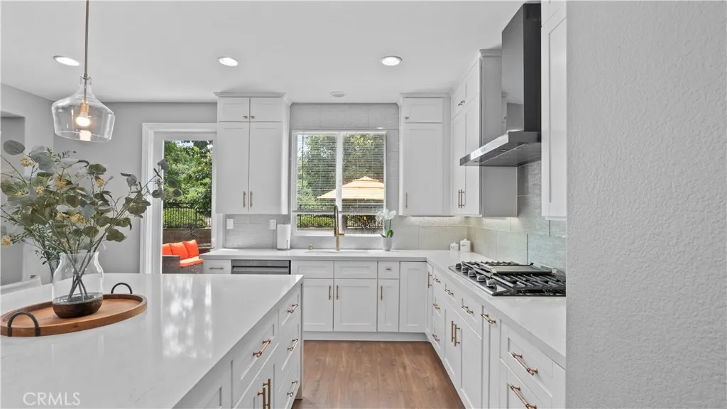 https://cdn.realtyfeed.com/cdn/127/306702812/03b460beb9e99d2d9dee51df63d671d3.webp