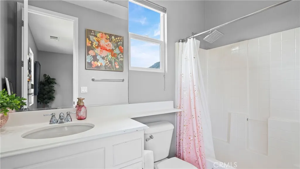 https://cdn.realtyfeed.com/cdn/127/306702812/17c9cefad90cb4204cc4b170a55190be.webp