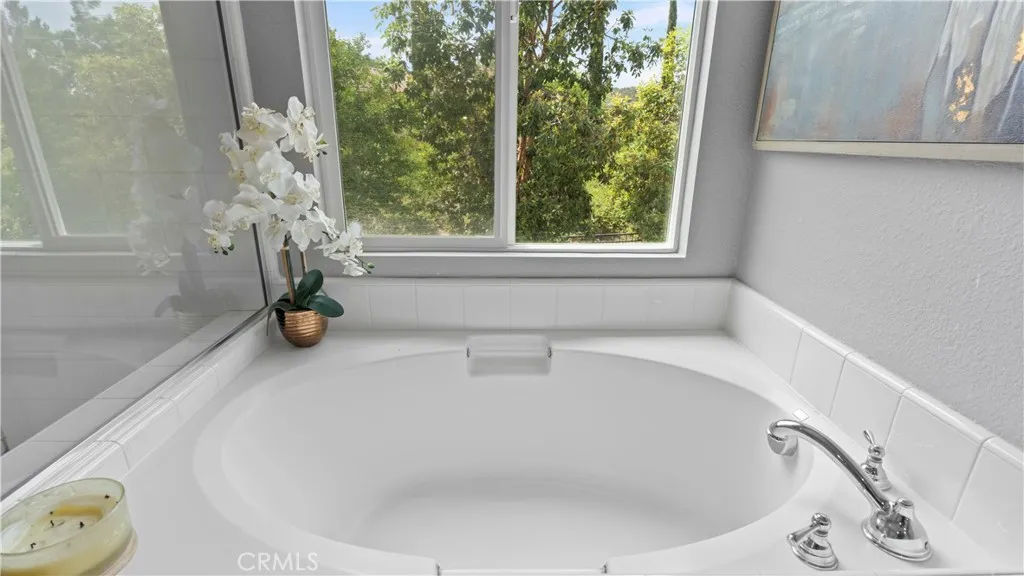 https://cdn.realtyfeed.com/cdn/127/306702812/29643fb1531c9862da2c8b3d9b616398.webp