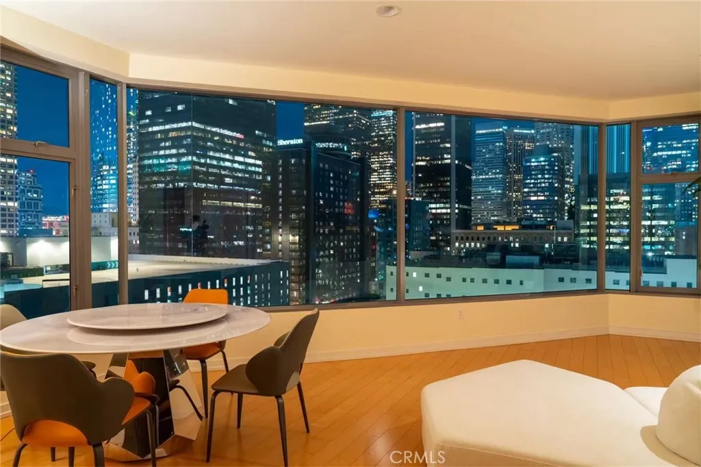 Los Angeles, CA 90017