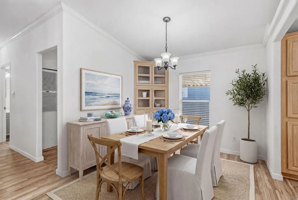 https://cdn.realtyfeed.com/cdn/127/306702831/51fa67b9746b06ccb923857be30bcd97.webp