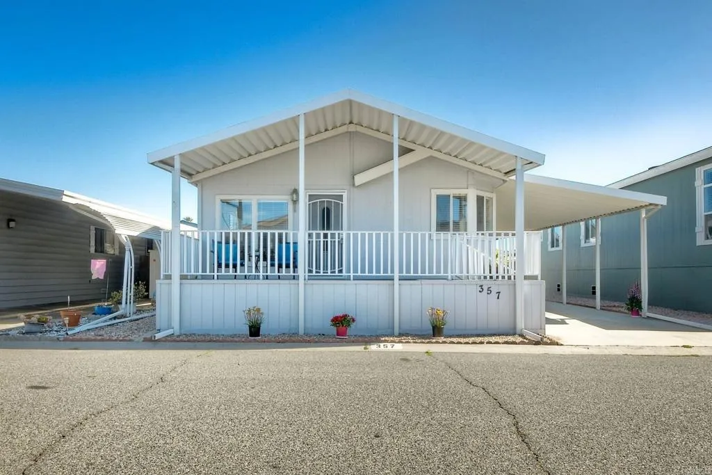https://cdn.realtyfeed.com/cdn/127/306702831/822218f88d536c4aa3f3ca9f2d4b5320.webp