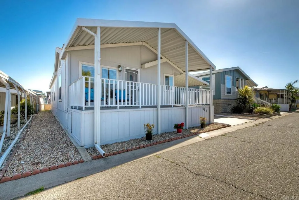 https://cdn.realtyfeed.com/cdn/127/306702831/ce1ab642d113098c8c03af8faba34f87.webp