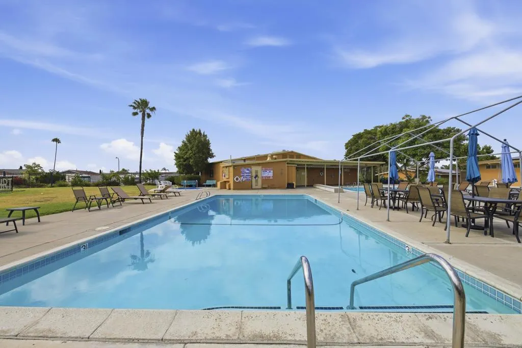 https://cdn.realtyfeed.com/cdn/127/306702832/df1f999447da128dd15b784e41ac2acf.webp