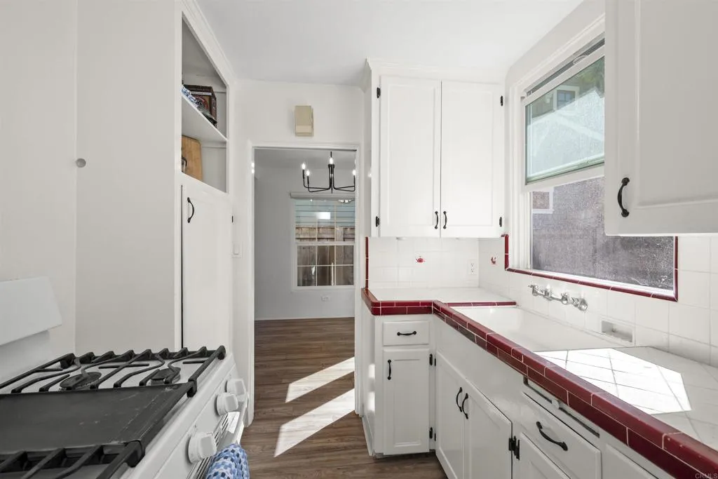 https://cdn.realtyfeed.com/cdn/127/306702846/22c2009310f01f26946a38b3f3141126.webp