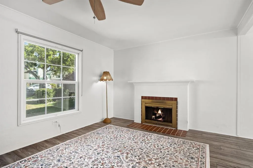 https://cdn.realtyfeed.com/cdn/127/306702846/7b153f865767e6a14c93d1a35016e876.webp