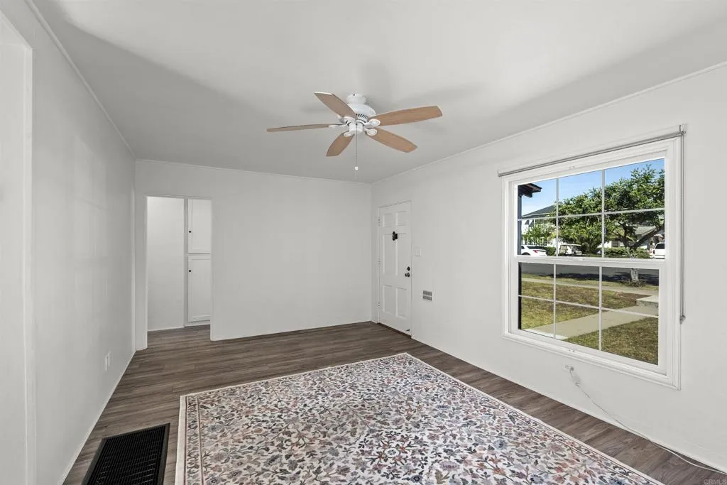 https://cdn.realtyfeed.com/cdn/127/306702846/8304d49c945ce3309b290ec491dbc159.webp
